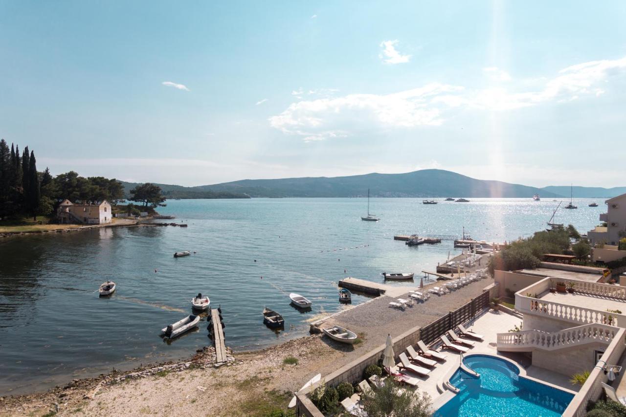 Apartments Lungomare Tivat Kültér fotó