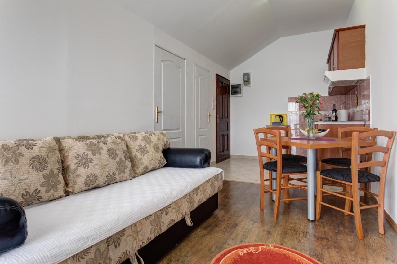 Apartments Lungomare Tivat Kültér fotó